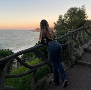 619389549: Chica busca chico en Salamanca