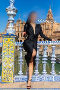 666241902: Chica busca chico en Sevilla
