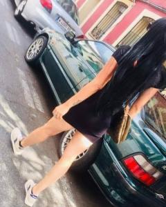 614137601: Chica busca chico en Madrid