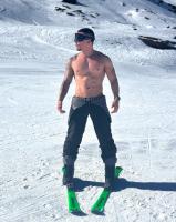 613546949: Chico busca chica en Málaga