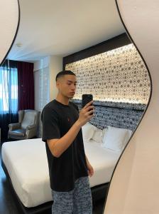 Chico busca chica en Mallorca: 