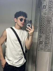 Chico busca chica en Ceuta: 