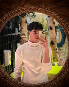 664206272: Chico busca chica en Madrid