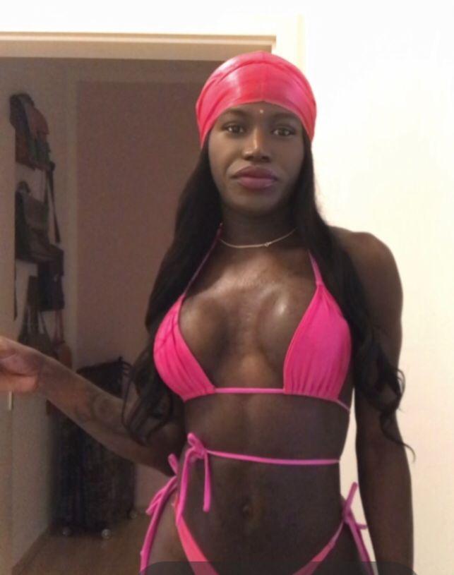 613181580: Transexual en Mallorca