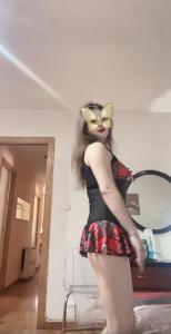 668560738: Chica busca chico en Madrid