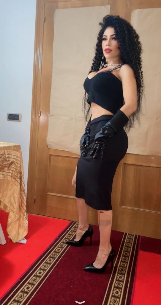 Chica busca chico en Sevilla: 