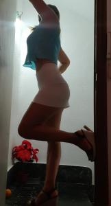 643524045: Chica busca chico en Valencia