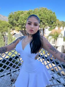 613953377: Chica busca chico en Málaga