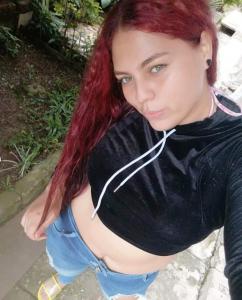 631007276: Chica busca chico en Barcelona