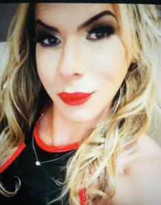 690665885: Travesti en Barcelona