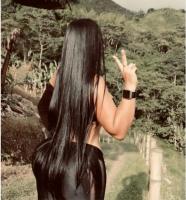 695295608: Chica busca chico en Barcelona