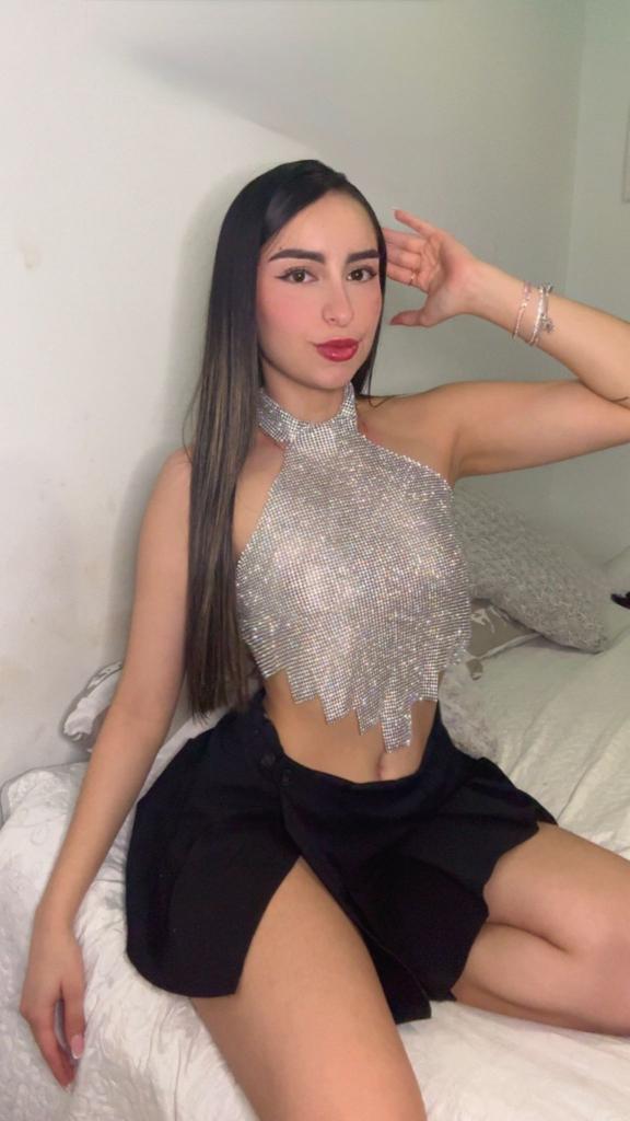 624341352: Chica busca chico en Madrid