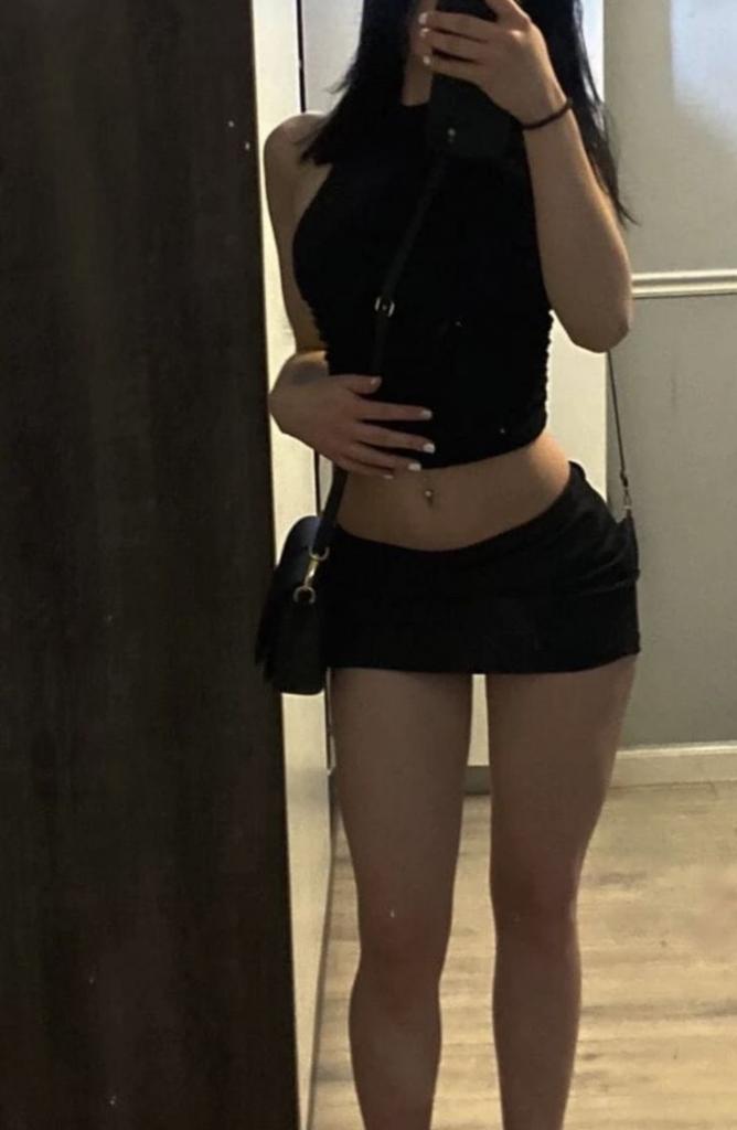 Chica busca chico en Tenerife: 