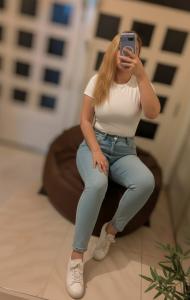 622146923: Chica busca chico en La Coruña