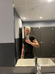 645109802: Chico busca chica en Albacete