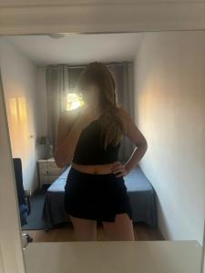 652951016: Chica busca chico en Barcelona