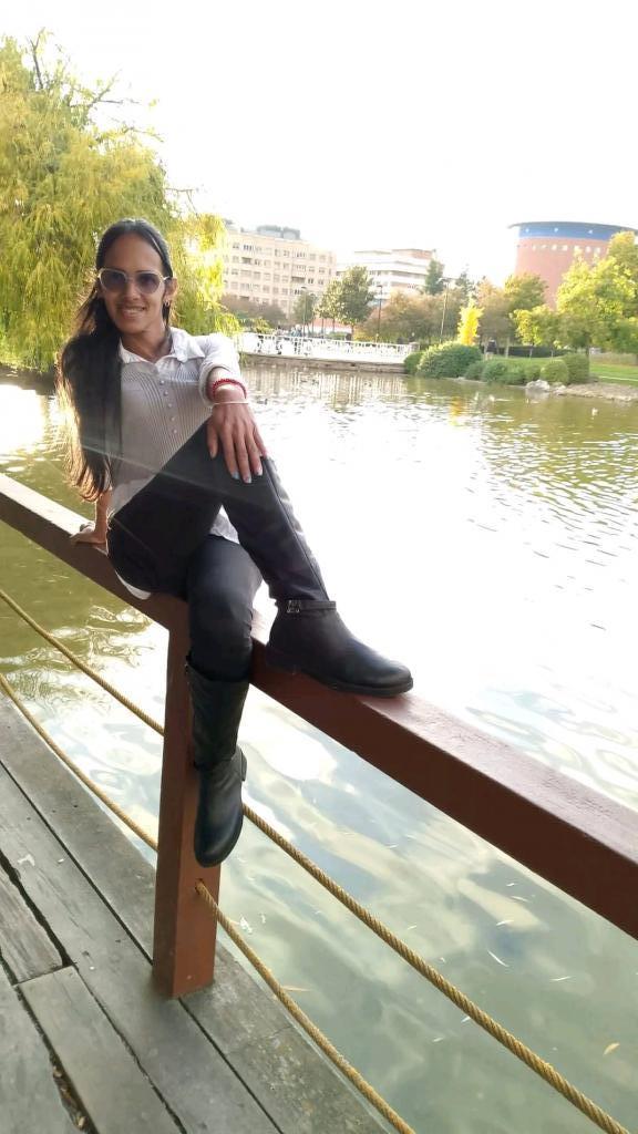 653608646: Transexual en Navarra