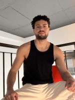 613839977: Chico busca chica en Valencia