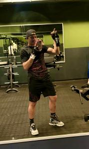 614772935: Chico busca chica en Murcia