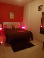 689083467: Chica busca chico en Tenerife