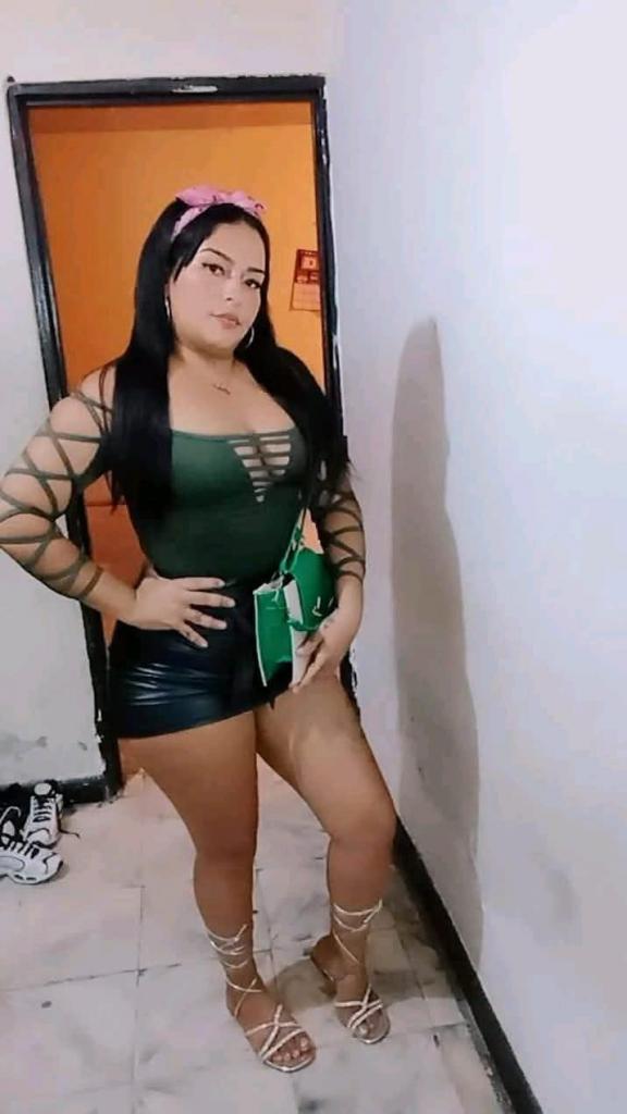 672484633: Chica busca chico en Mallorca