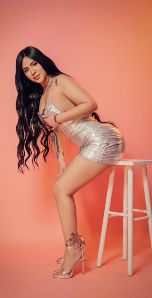 Chica busca chico en Almería: 