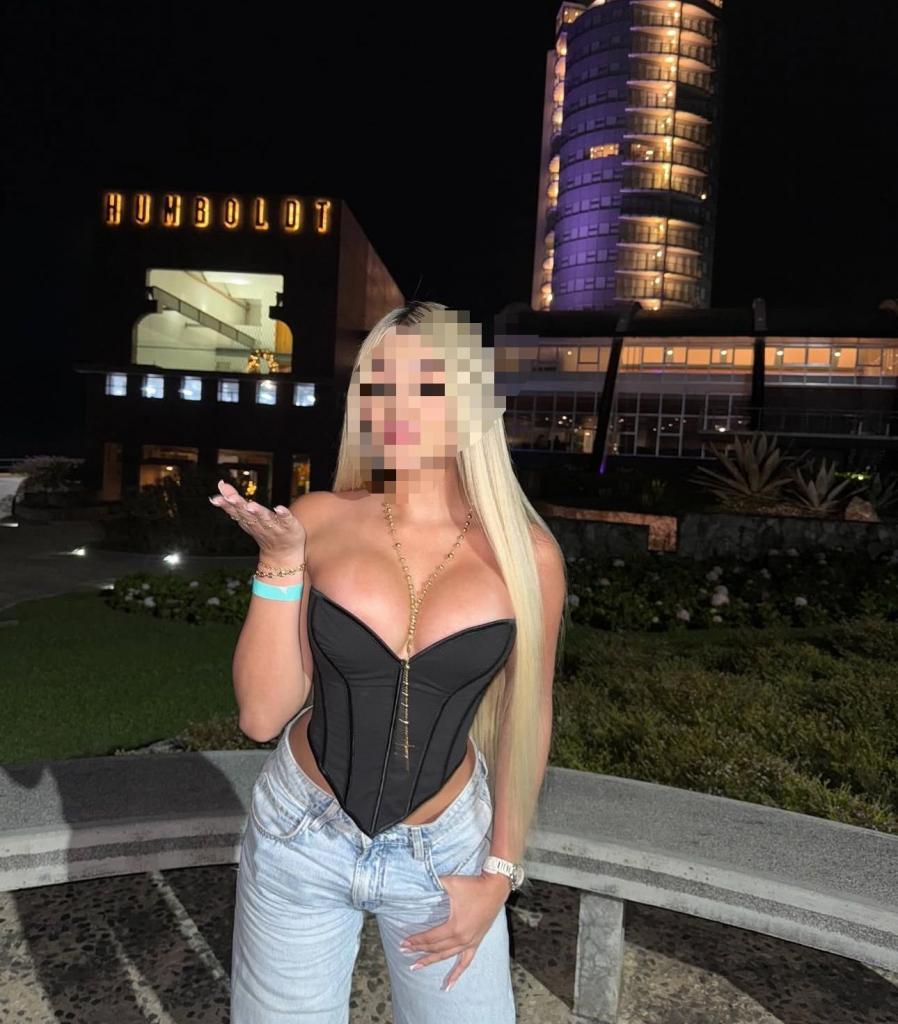 Chica busca chico en Tenerife: 