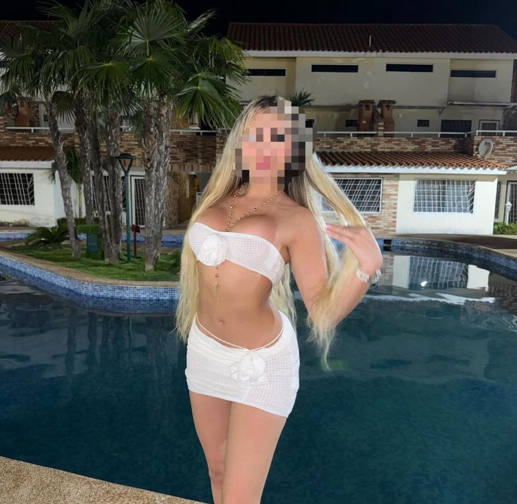 Chica busca chico en Tenerife: 