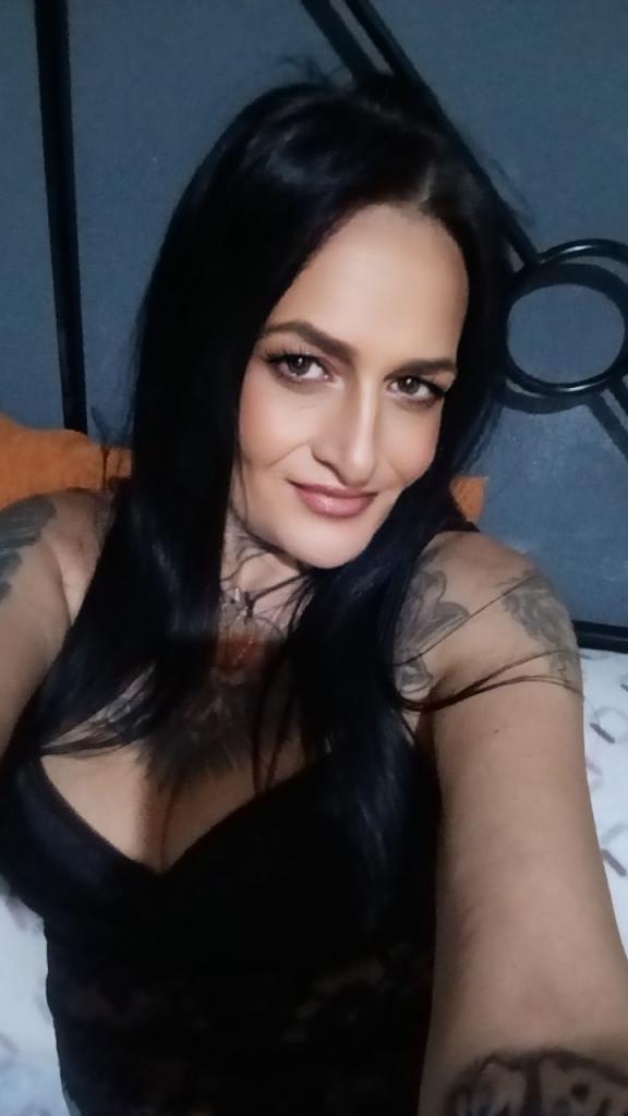 Chica busca chico en Cádiz: 