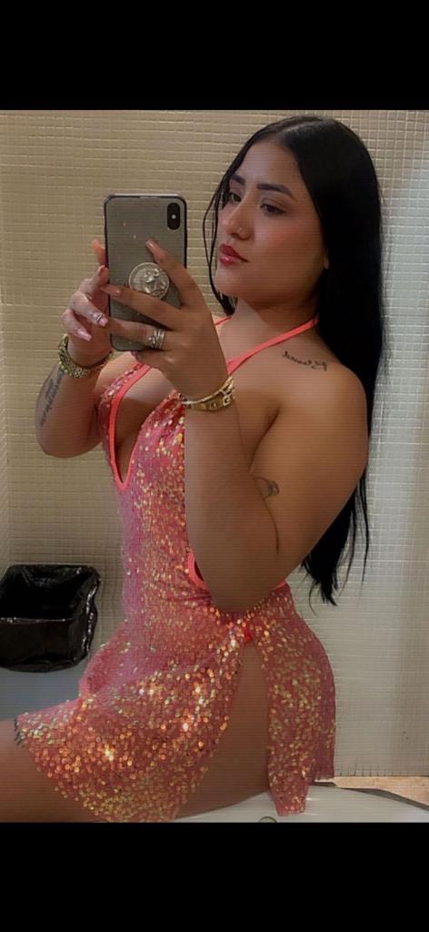 Chica busca chico en Cádiz: 