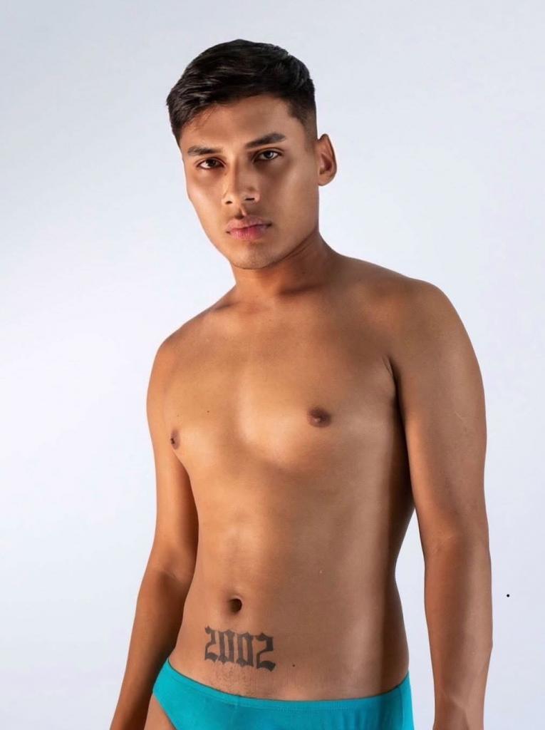 Chico busca chica en Barcelona: 