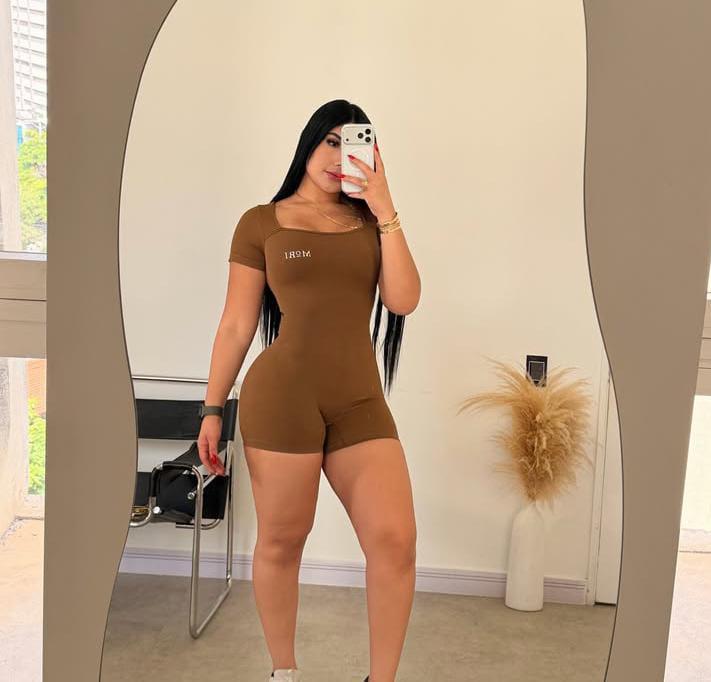 Chica busca chico en Tenerife: 