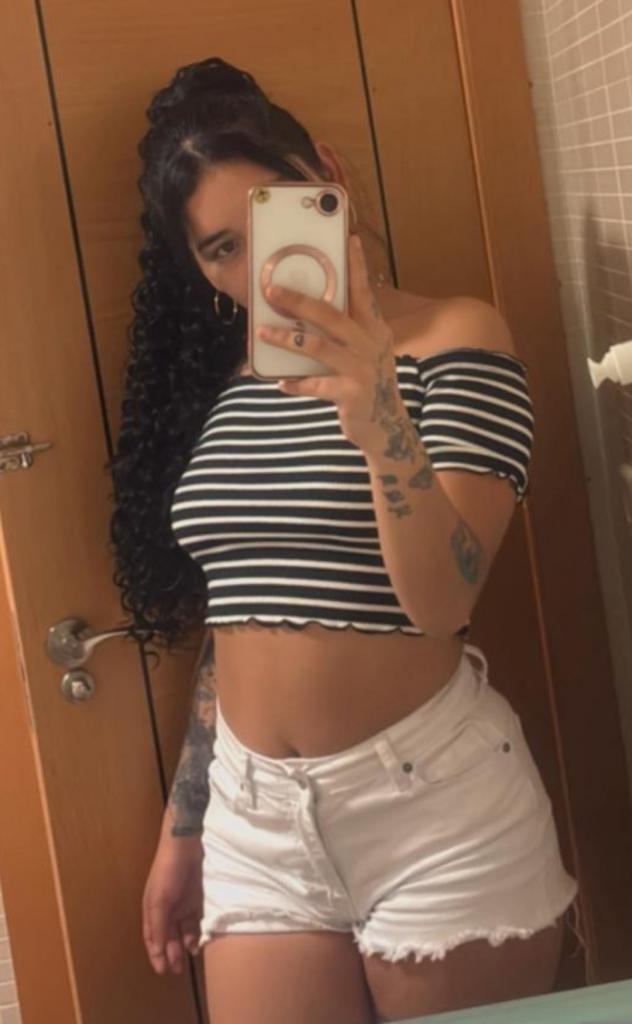 Chica busca chico en Almería: 