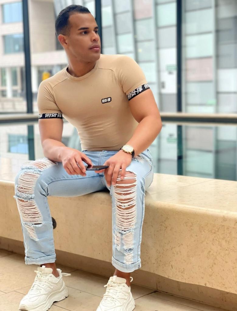 Chico busca chica en Madrid: 