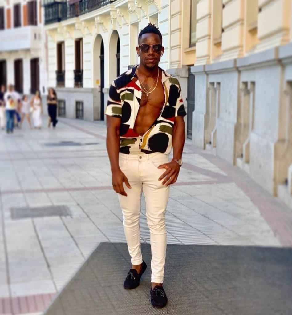 Chico busca chica en Barcelona: 