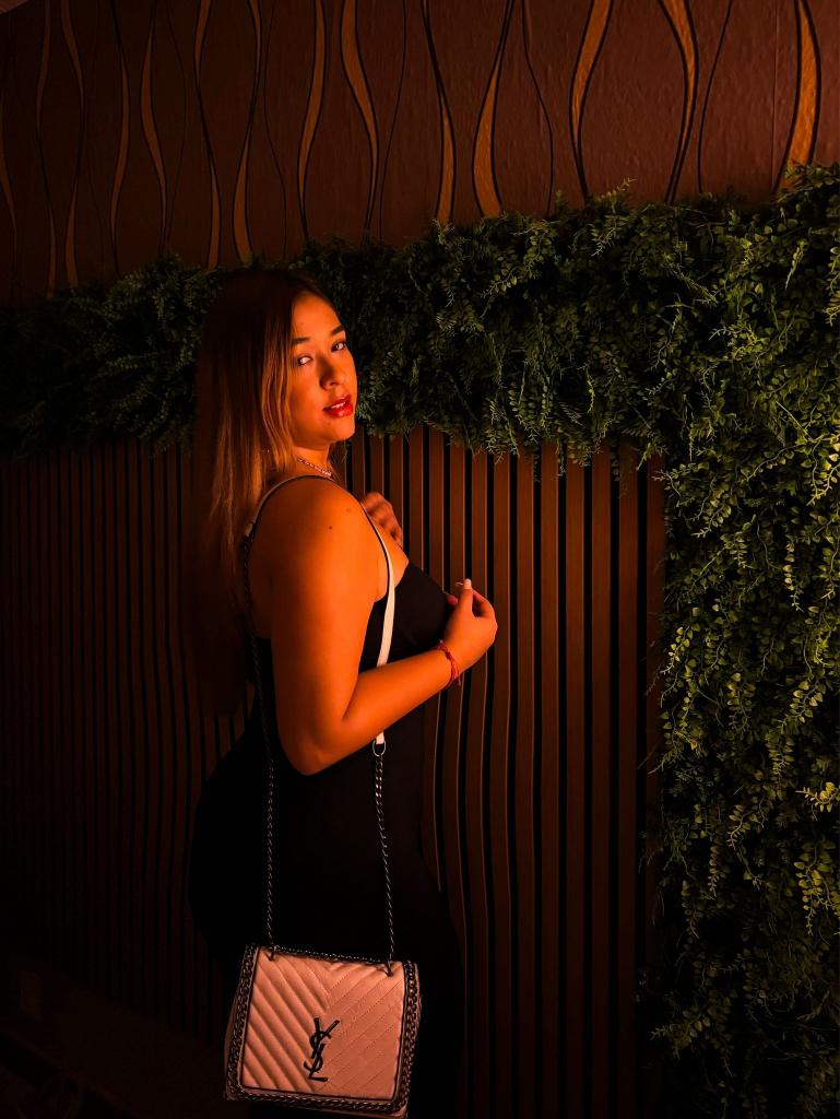 Chica busca chico en Sevilla: 