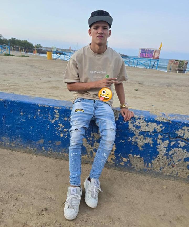 634720690: Chico busca chica en Tenerife