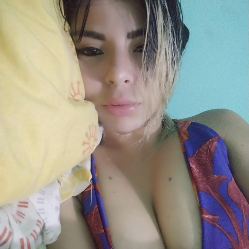 642624780: Chica busca chico en Valencia