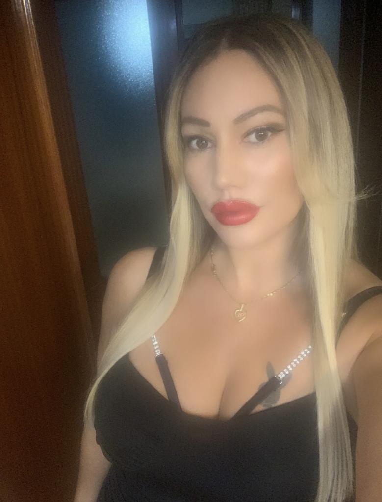 Chica busca chico en Cantabria: 