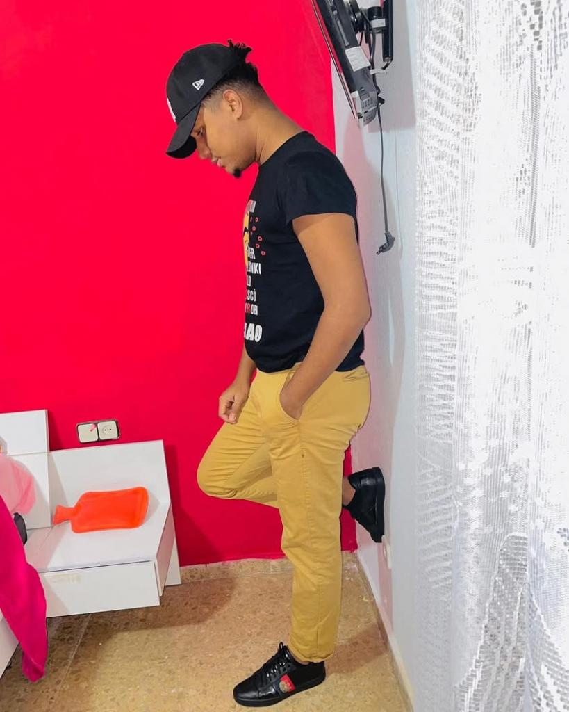 Chico busca chica en Barcelona: 