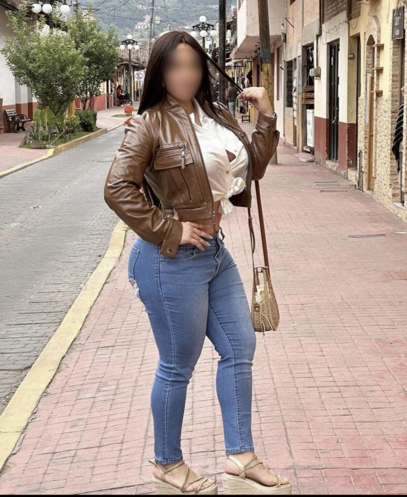 Chica busca chico en Tenerife: 