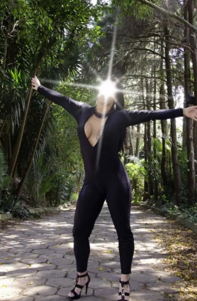 Chica busca chico en Almería: 