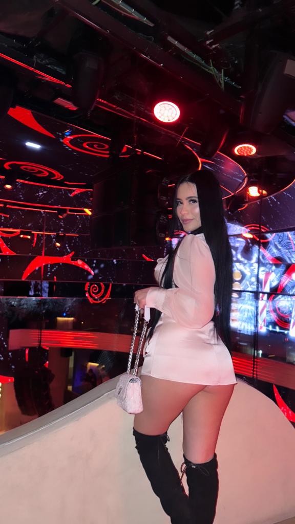 Chica busca chico en Cádiz: 