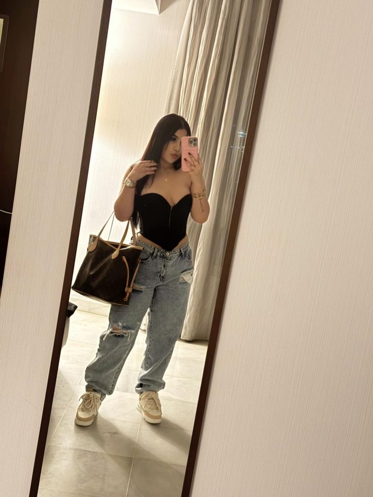 Chica busca chico en Cádiz: 