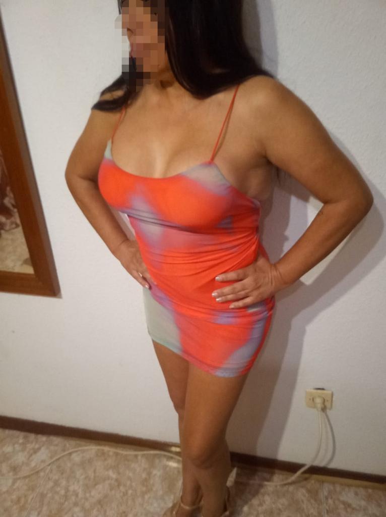 Chica busca chico en Jaén: 