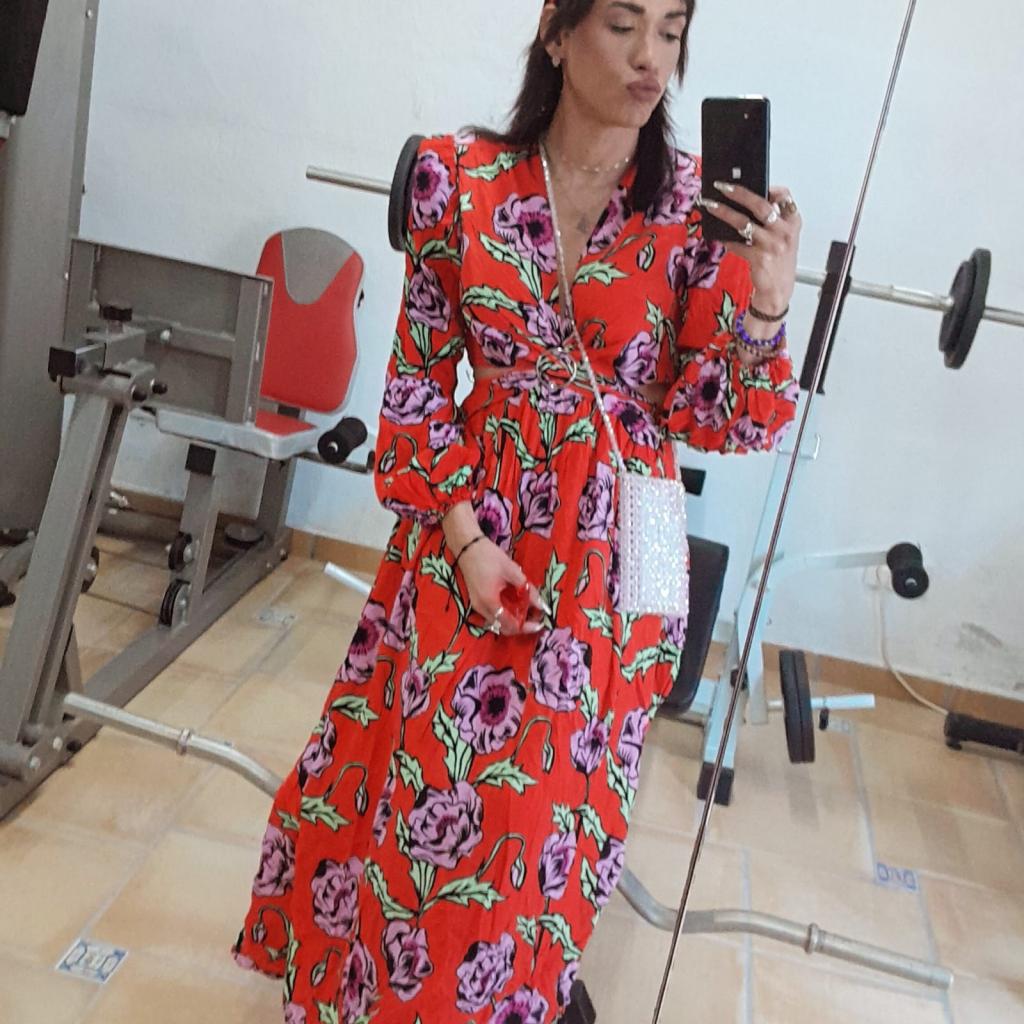 674987090: Travesti en León