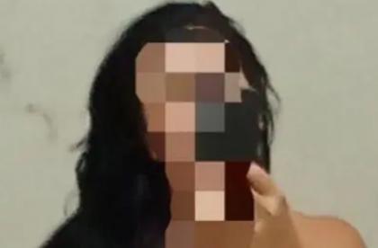 610799112: Chica busca chico en Almería