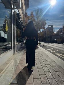 621093611: Chica busca chico en Barcelona