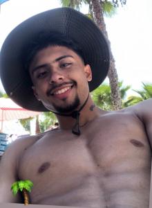 613487438: Chico busca chica en Toledo