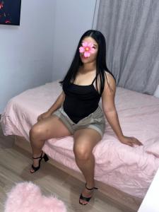 671875430: Chica busca chico en Sevilla